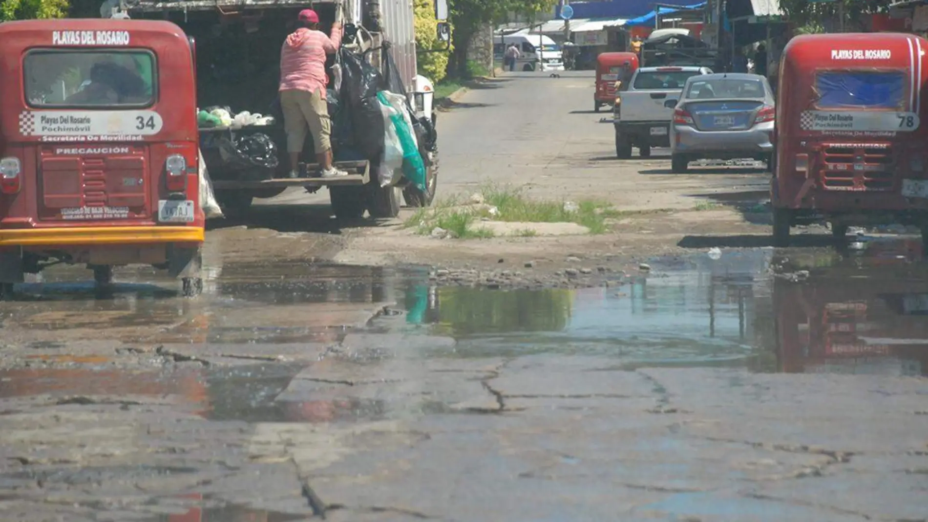 Fracc-Mercedes-Calles-Dañadas copia